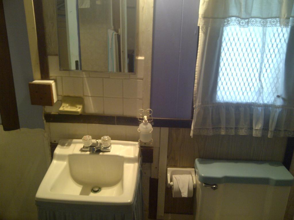 Arawak Inn Nassau Quarto foto